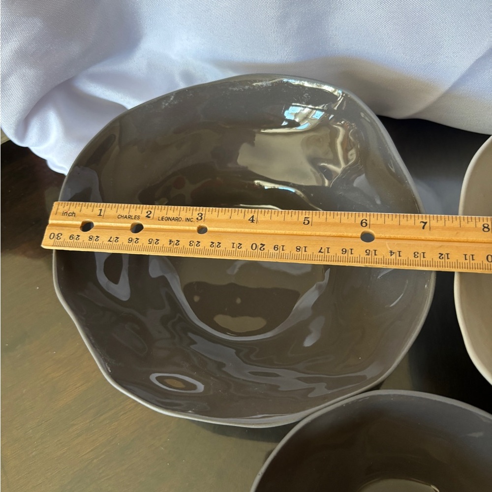 Set of Be Home Stoneware Bowls in Gray and Cream - Picture 9 of 16